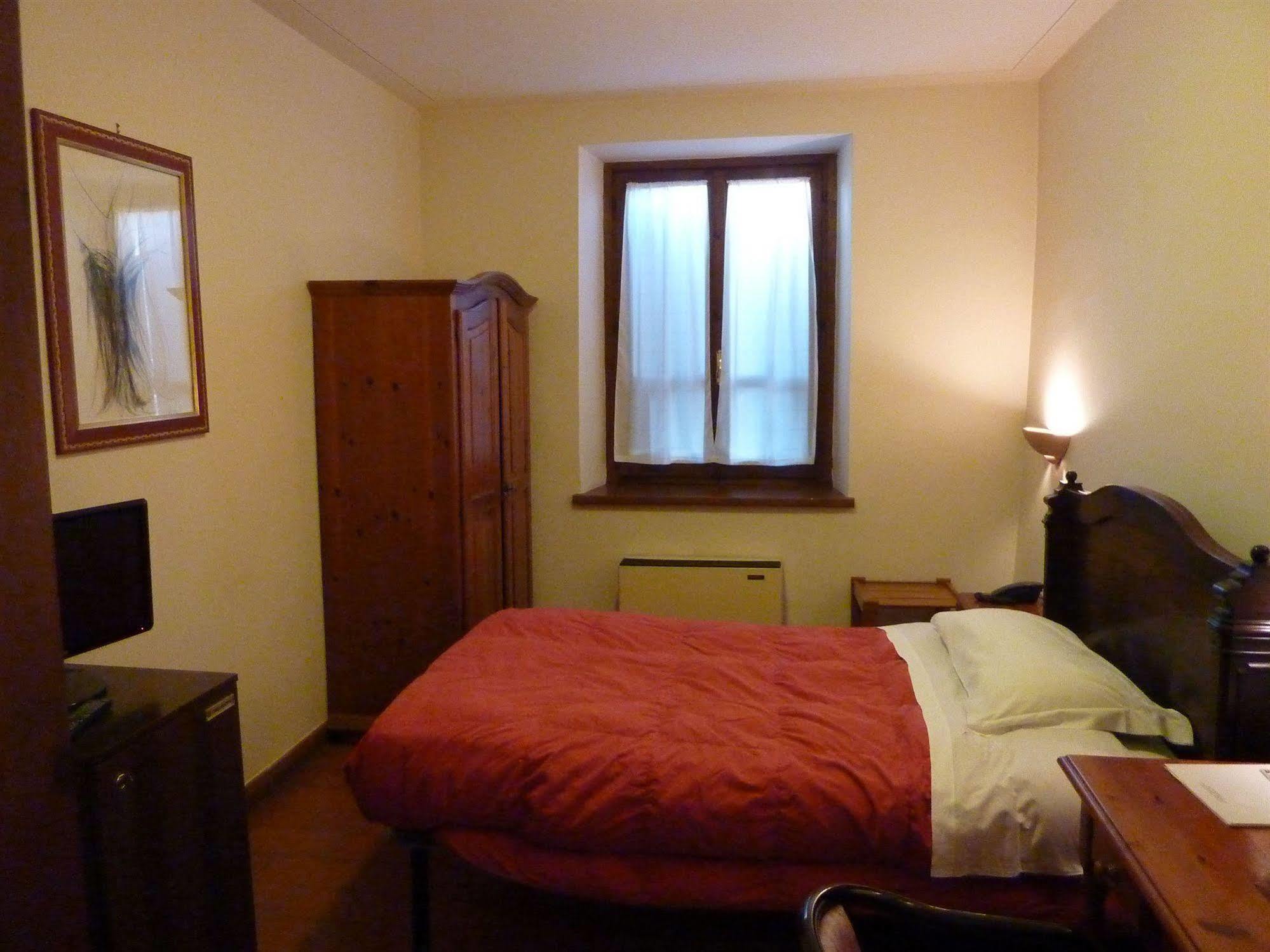 La Rocca Hotell Narni Eksteriør bilde